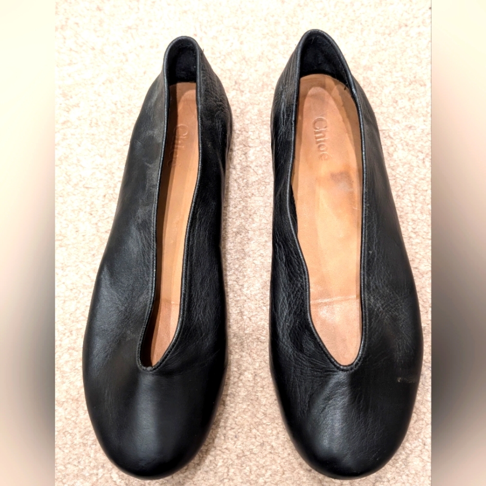 CHLOE MADE IN ITALY SIZE 39.5 BLACK LEATHER FLATS